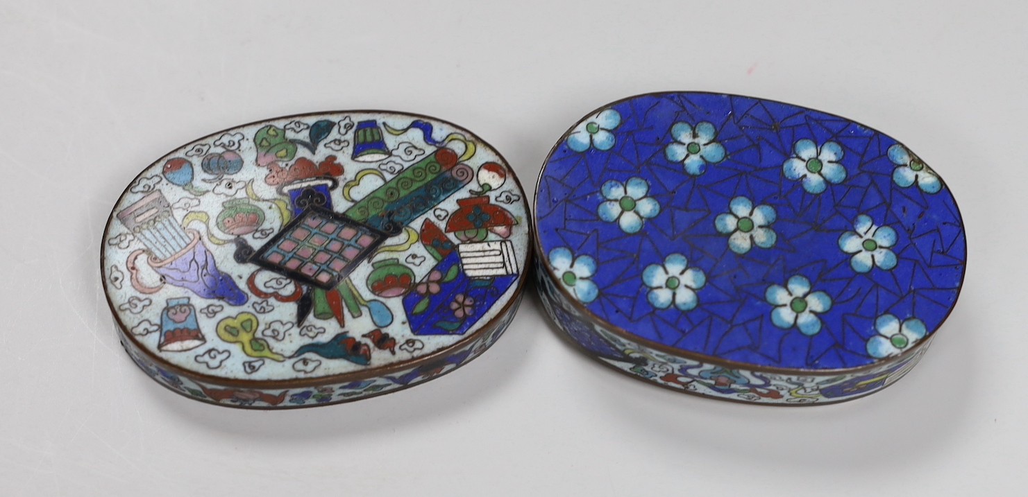 A Chinese cloisonné enamel ink box, late Qing dynasty, 7.5cm